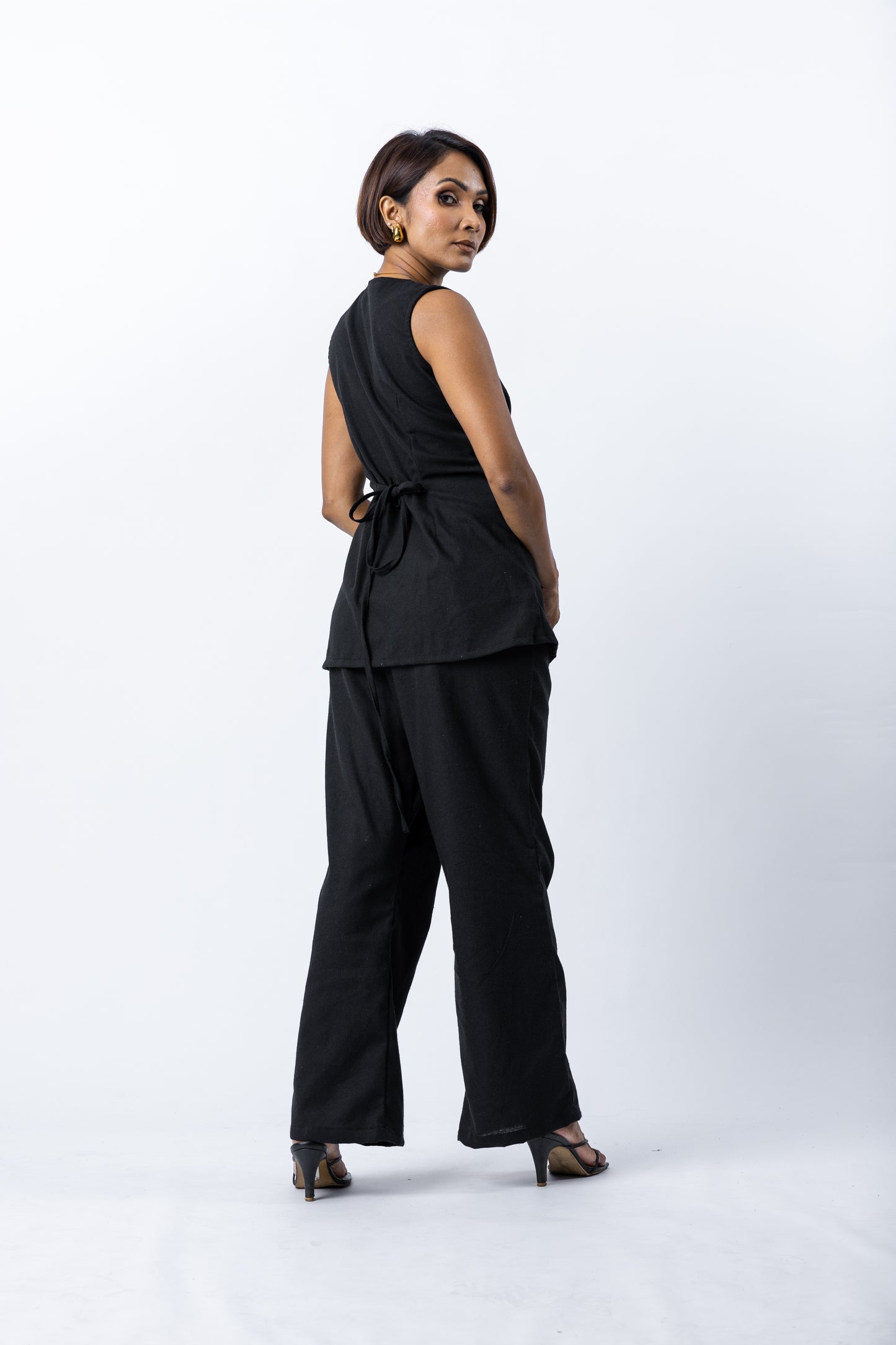 FRANCO BLACK LINEN LONGLINE VEST